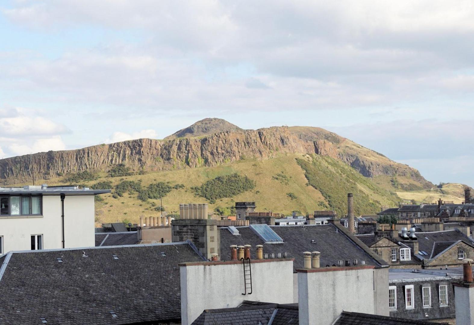 Guestready - Historic Edinburgh Old Town Apartment מראה חיצוני תמונה