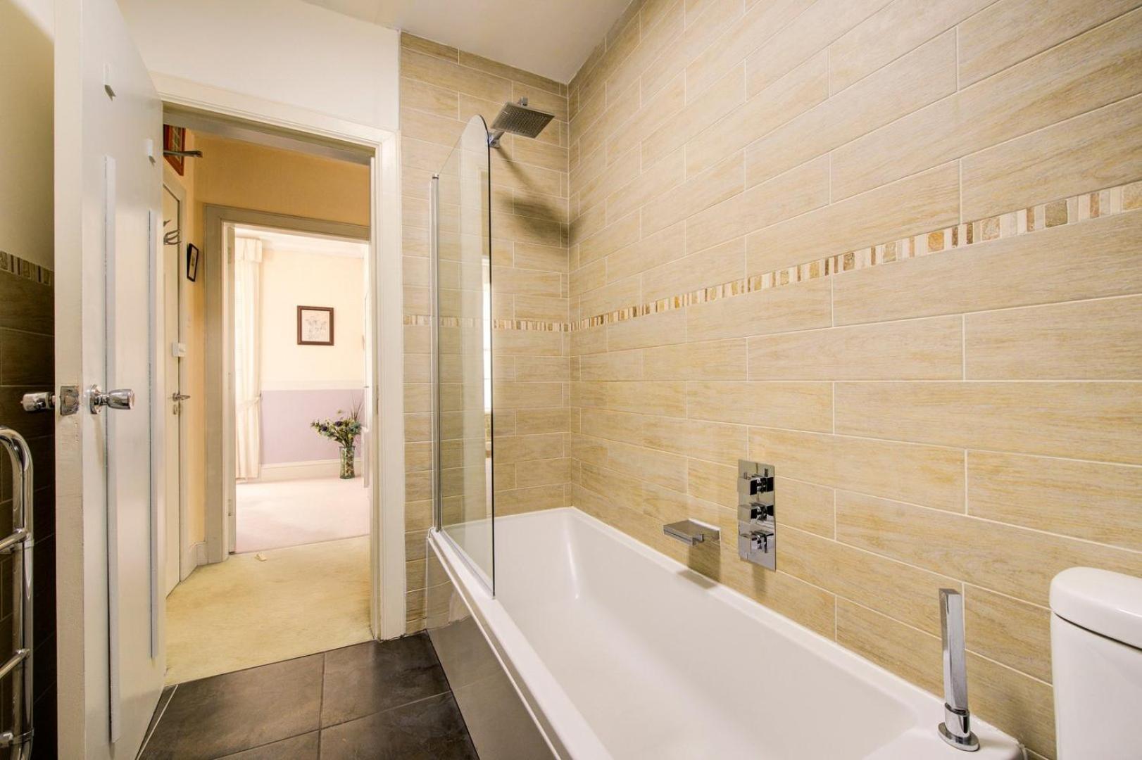 Guestready - Historic Edinburgh Old Town Apartment מראה חיצוני תמונה