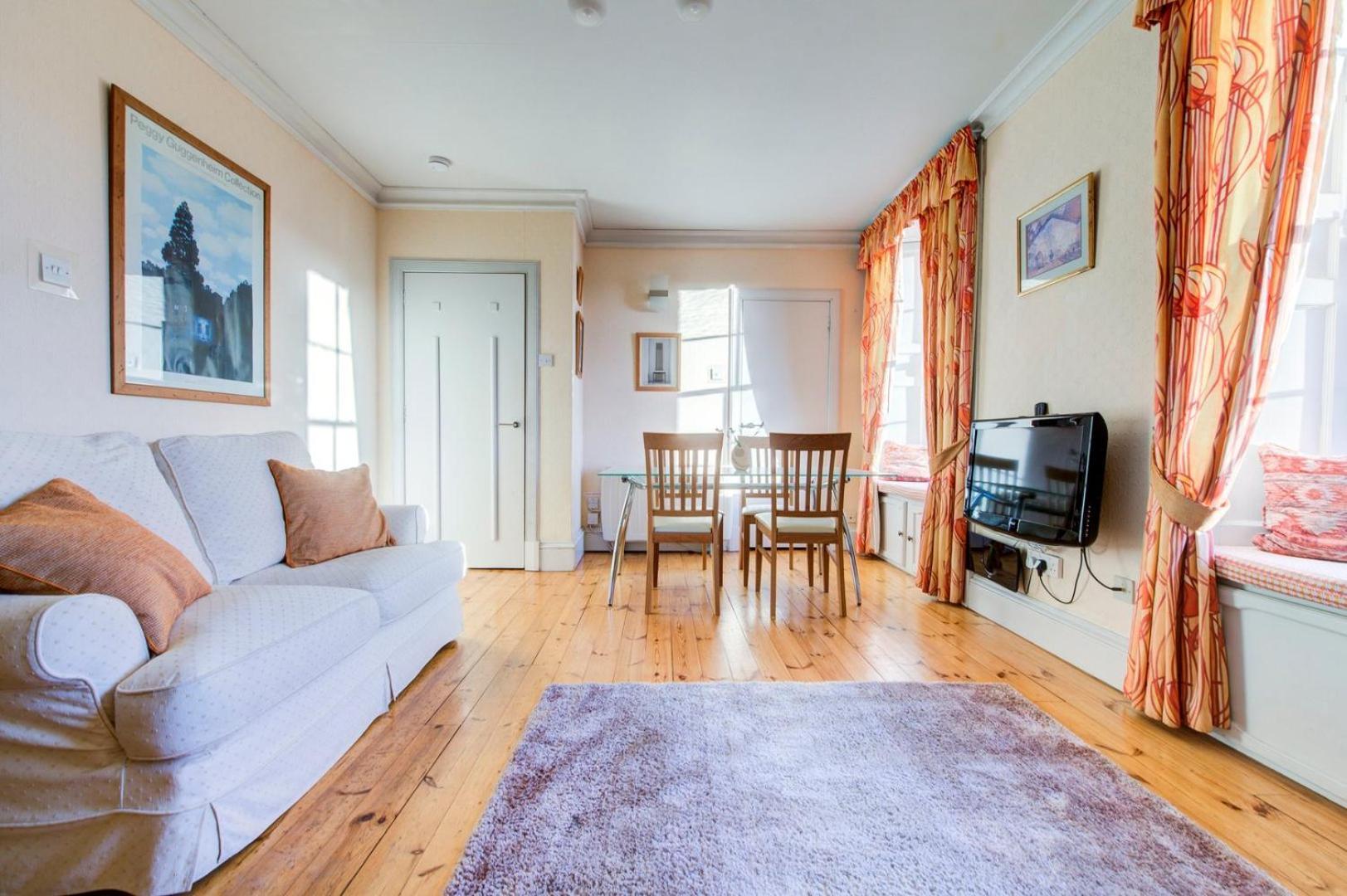 Guestready - Historic Edinburgh Old Town Apartment מראה חיצוני תמונה